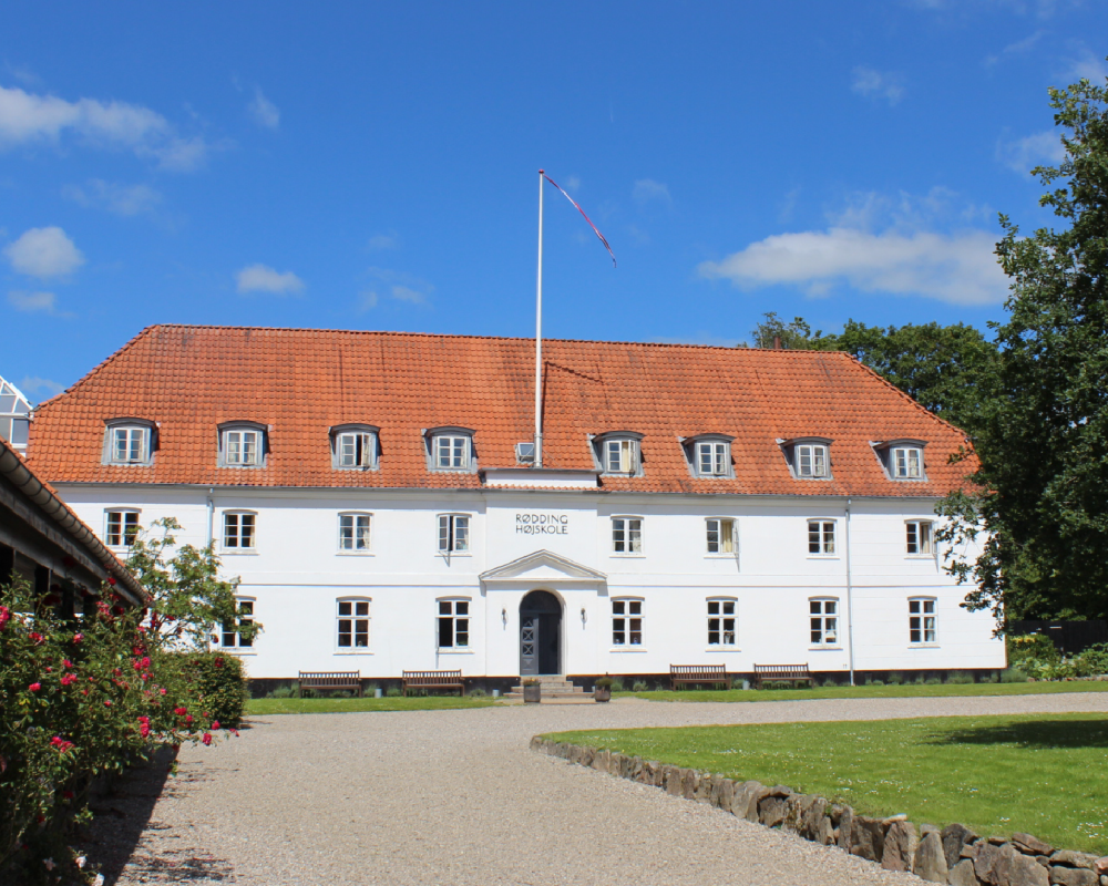 Billede for Rødding Højskoles historie v/ Mads Rykind-Eriksen 